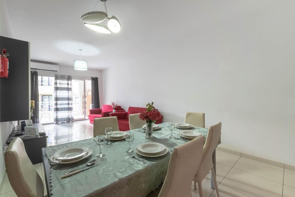 Modern Apt. Close To The Square St. Paul's Bay Exteriör bild