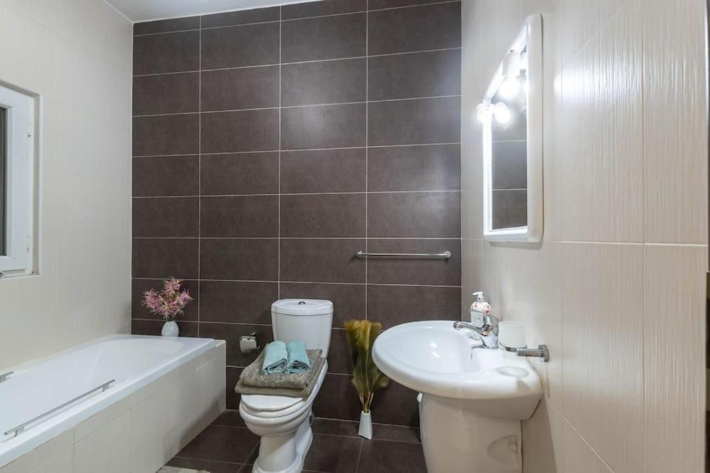 Modern Apt. Close To The Square St. Paul's Bay Exteriör bild